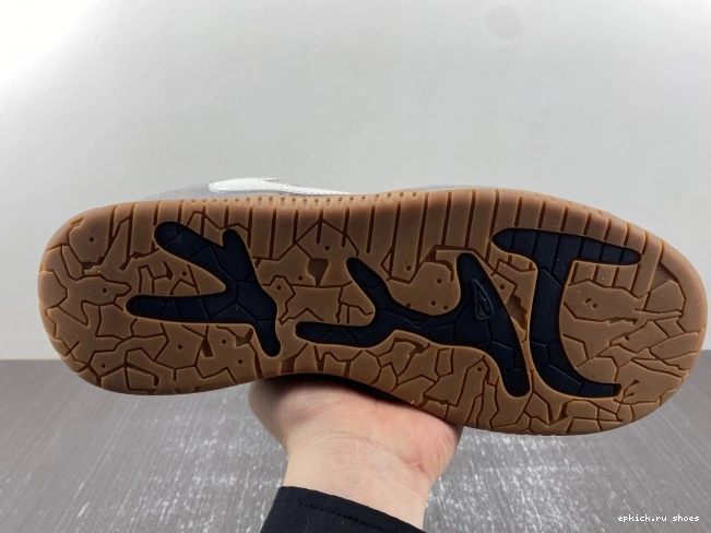 Cheap CHECK FZ8117-001 CUT THE JORDAN X TRAVIS SCOTT 0815